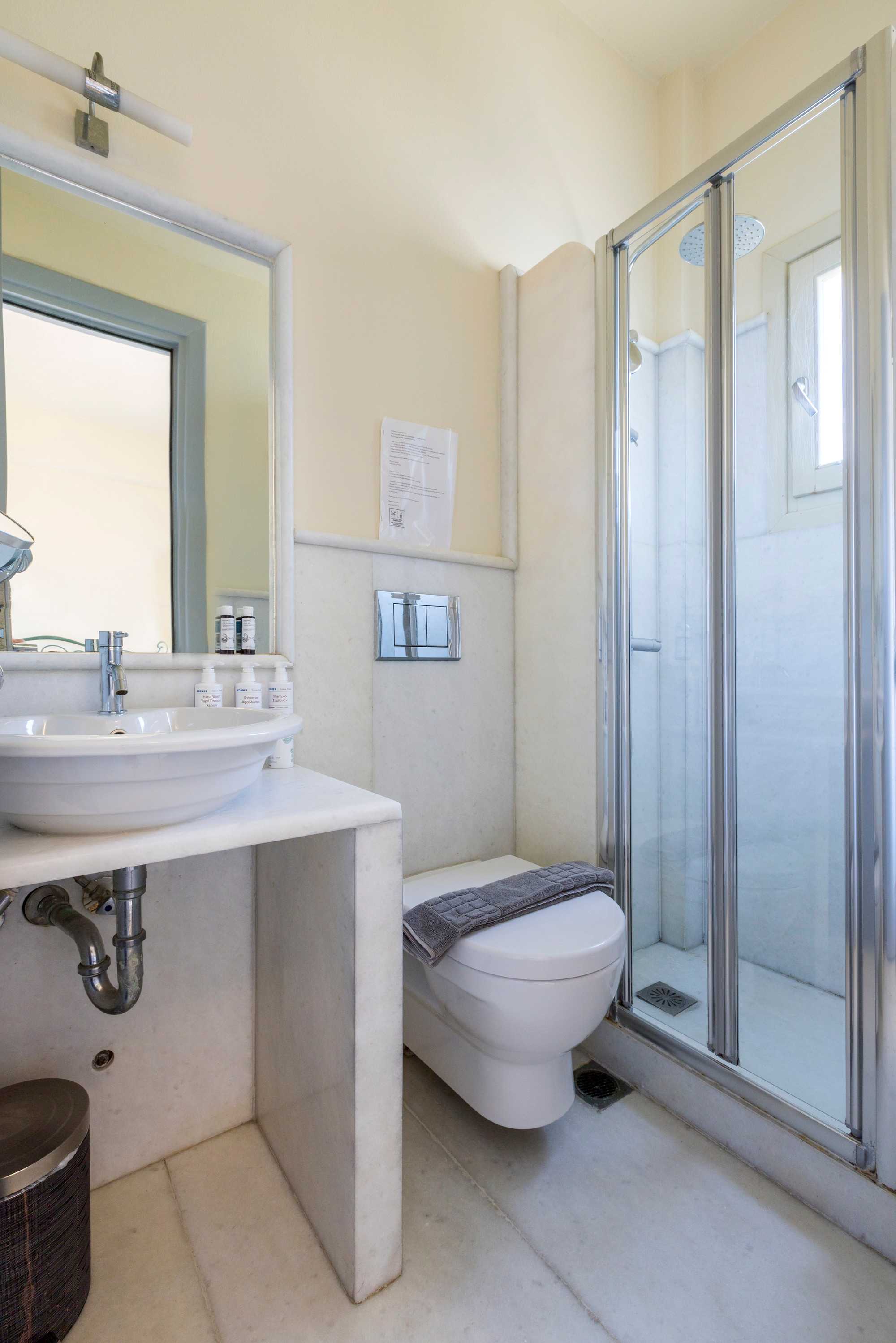 Superior Double or Twin Room — view 10
